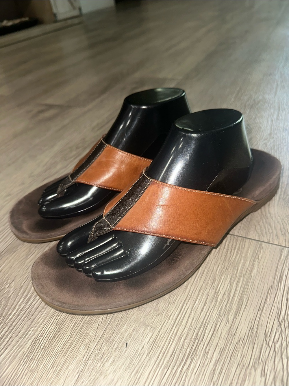 Cole Haan Brown Leather Wide Strap Flip Flop Sandals Men’s Sz 11